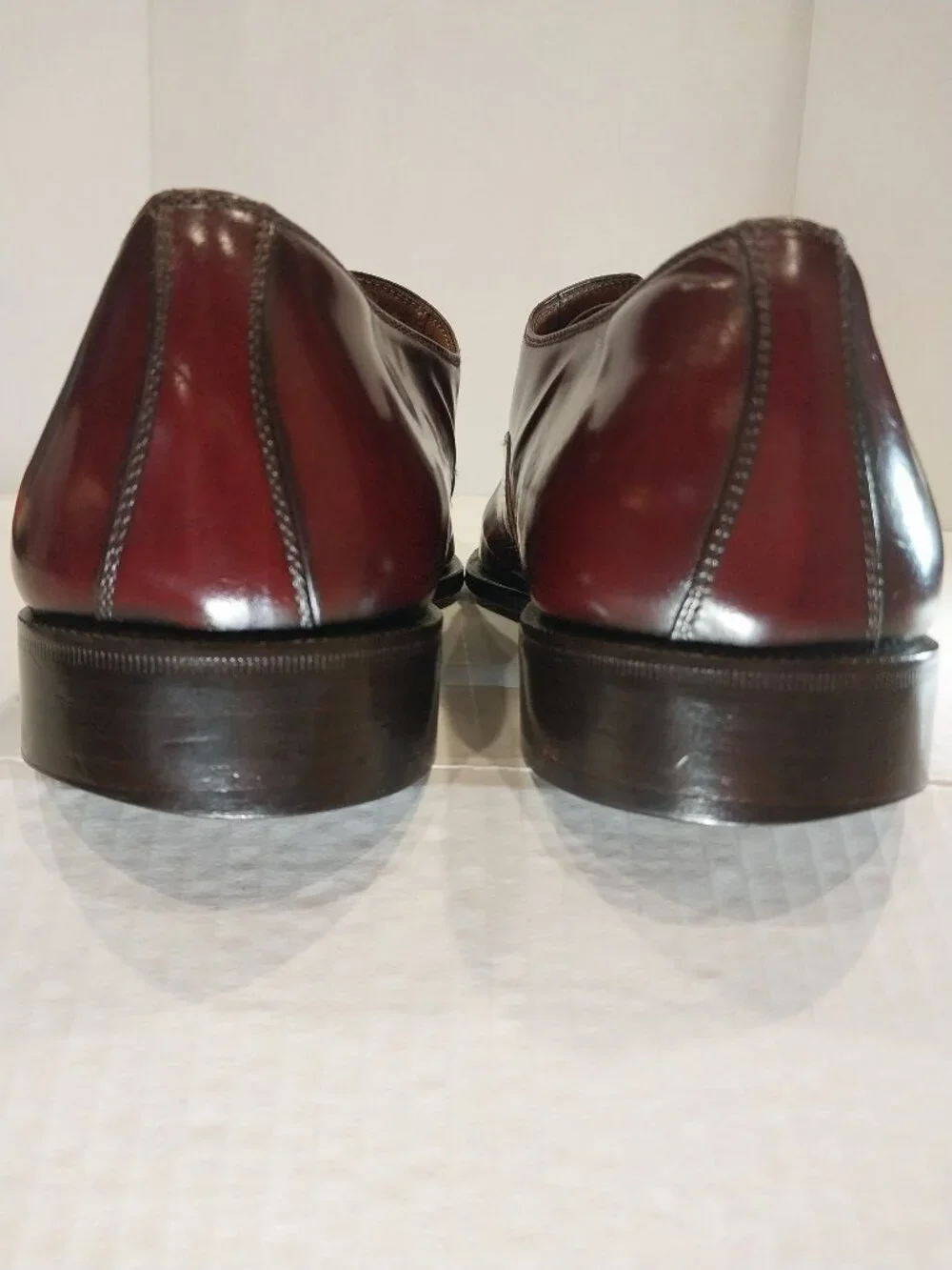 SALVATORE FERRAGAMO men's (SAVE $800) size 13 B brown Oxford.